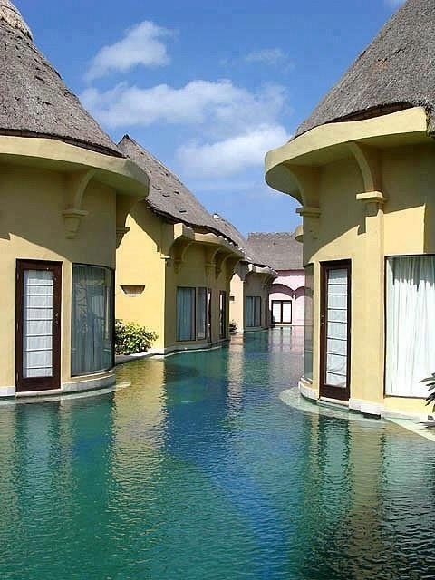 A Balinese Swim Resort